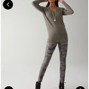 White House Black market leggings